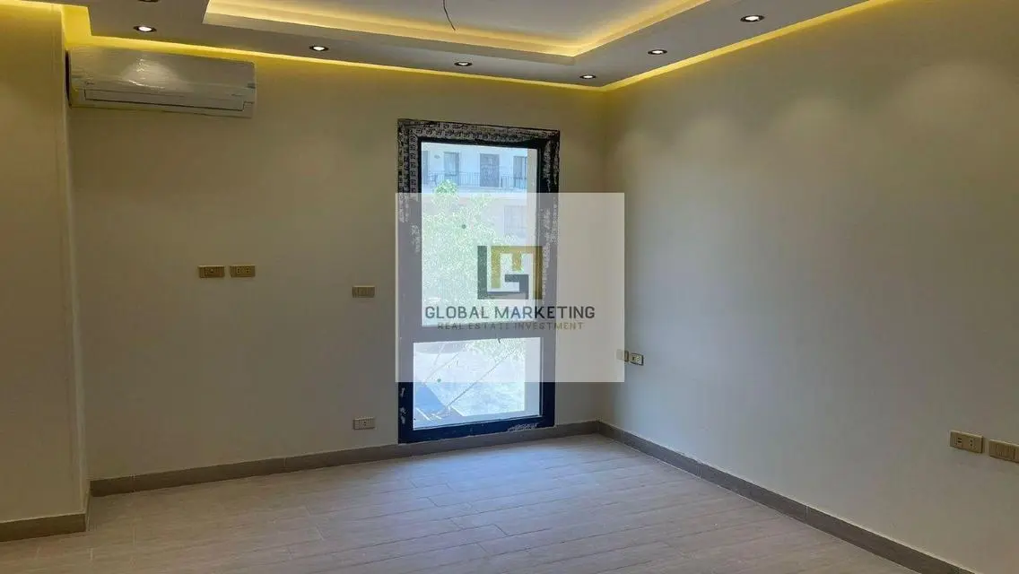 Duplex with garden for rent with kitchen Eastown