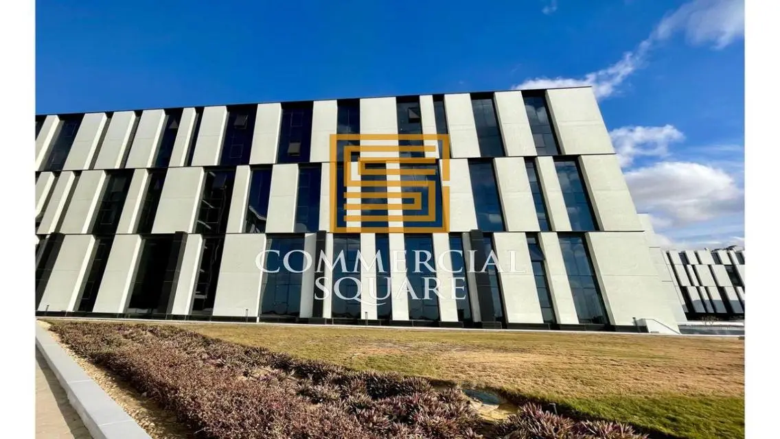 Finished Office with ACs For Rent at Hyde Park